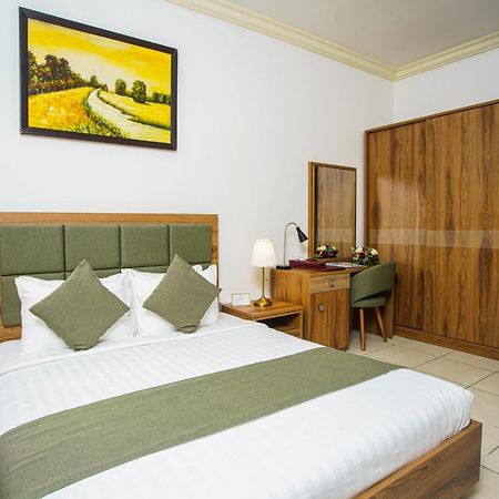 La Villa Palace Hotel Ad Dawhah Esterno foto