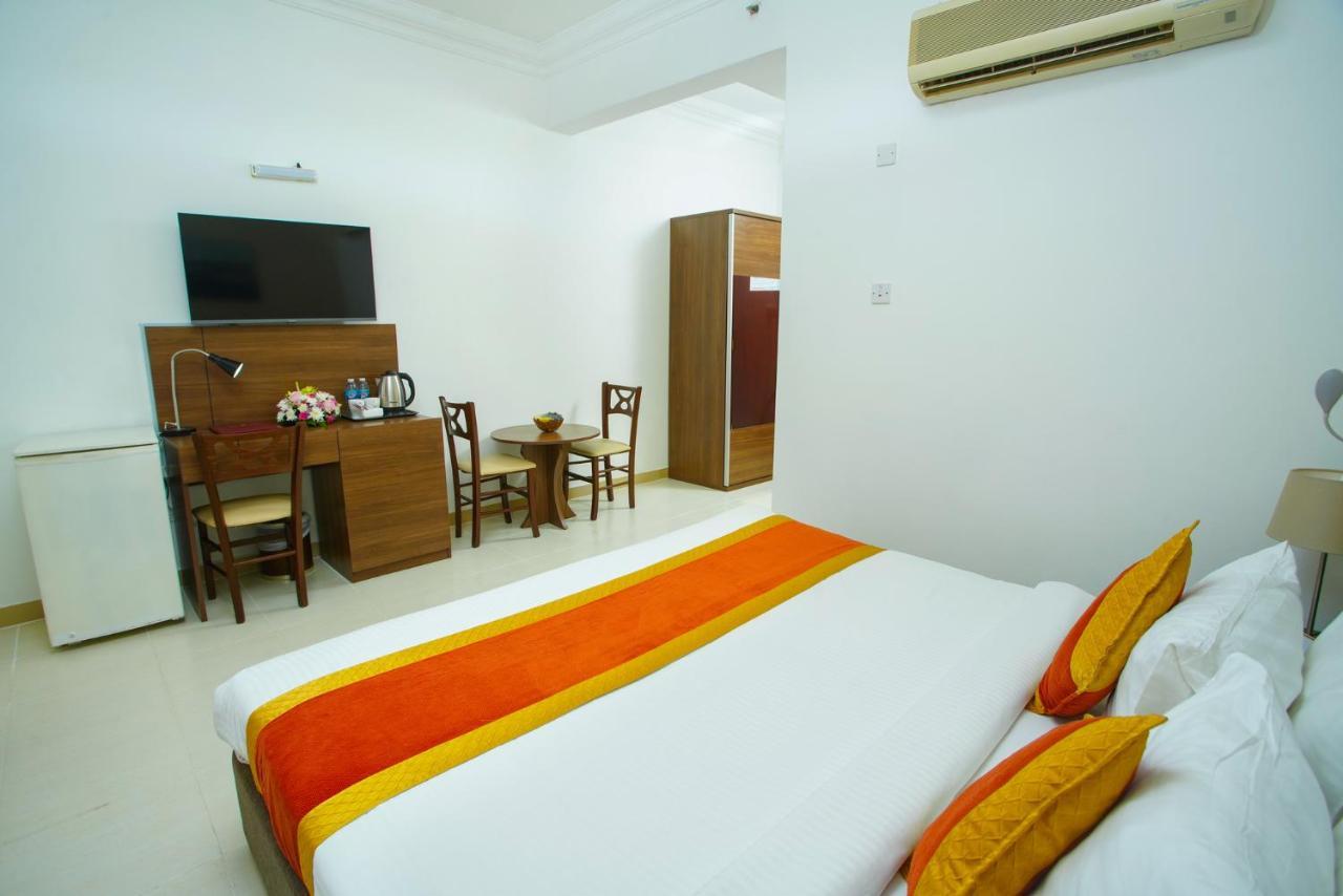 La Villa Palace Hotel Ad Dawhah Esterno foto