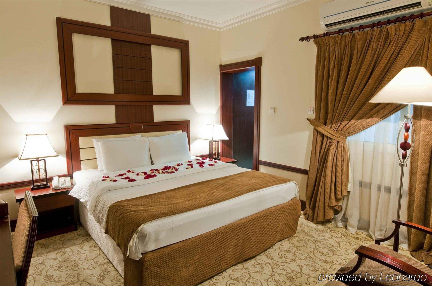 La Villa Palace Hotel Ad Dawhah Camera foto