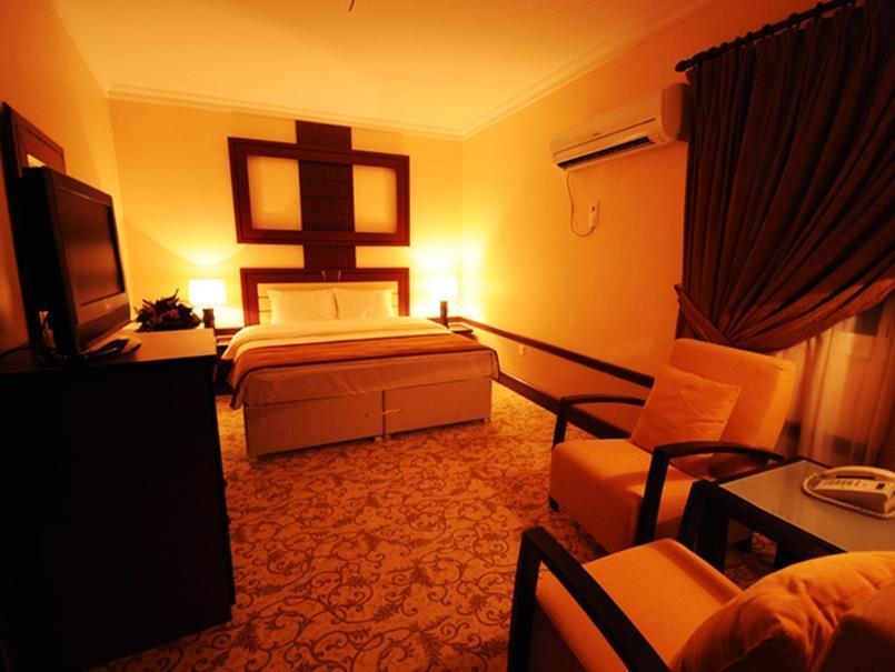 La Villa Palace Hotel Ad Dawhah Esterno foto