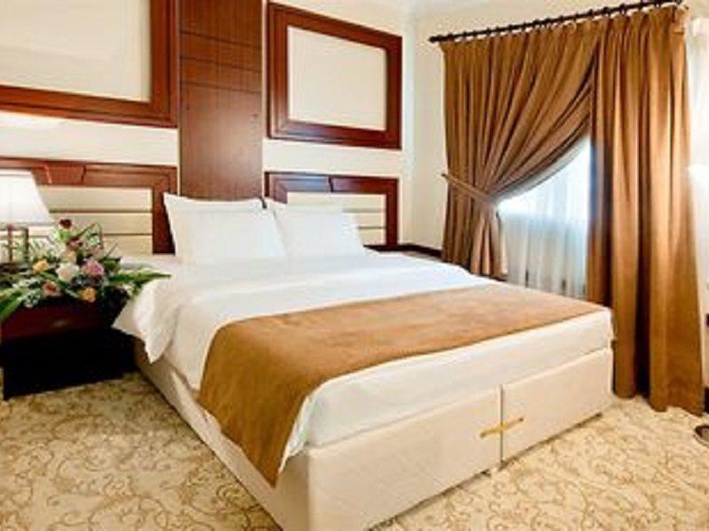 La Villa Palace Hotel Ad Dawhah Esterno foto